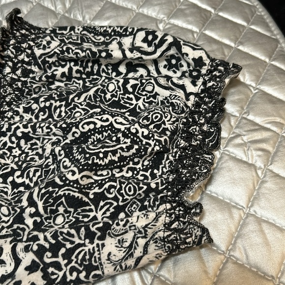 Lauren green label off the shoulder paisley tshirt - Picture 4 of 6